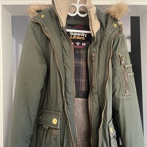 Used great Condition Super Dry Winter Parka. Size Large
